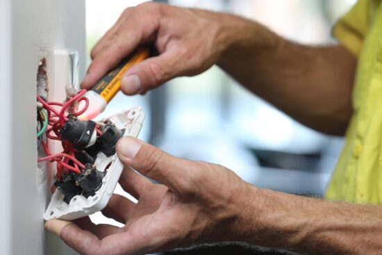Electrical Issues in Sherbrooke Homes