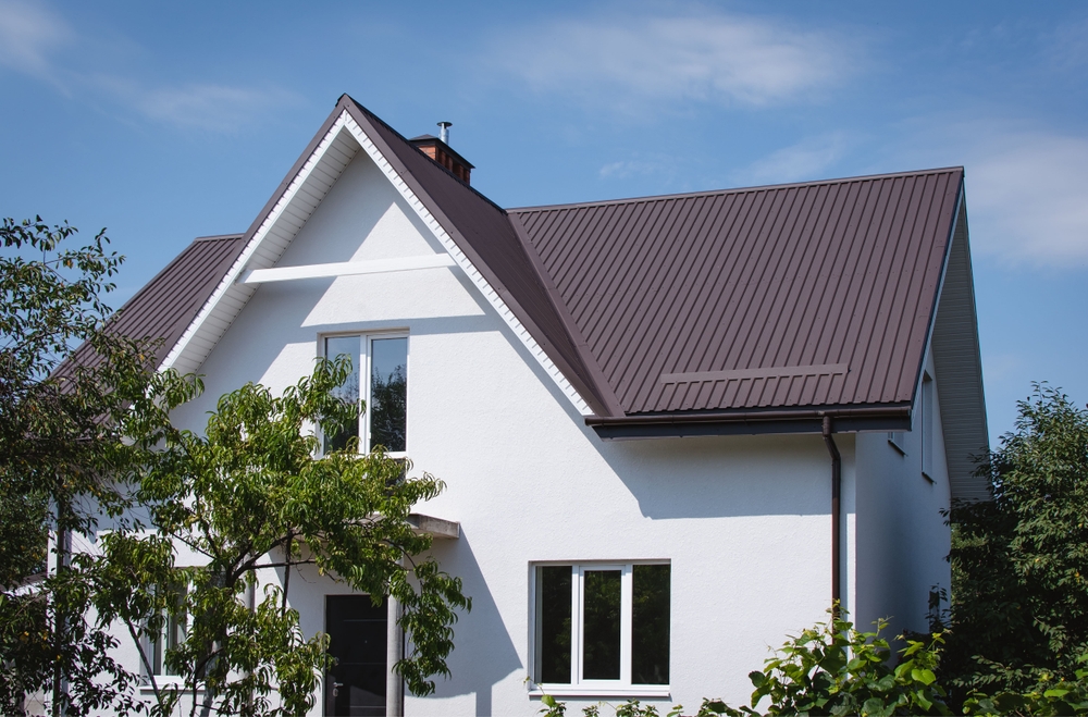 Top 5 Must-Have Roof Colors for Houston Homes This Spring
