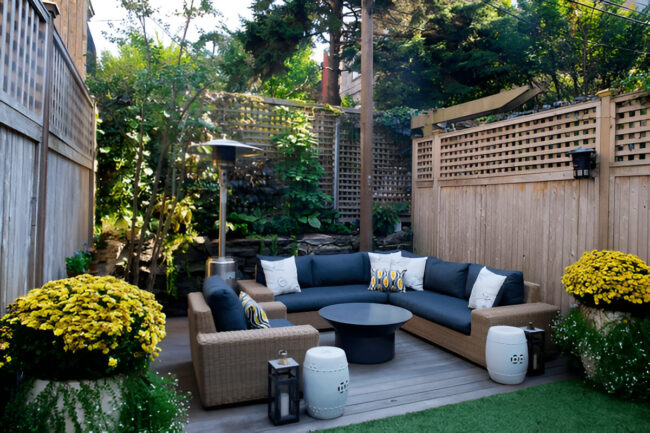 Adam Sandler house outdoor lounges