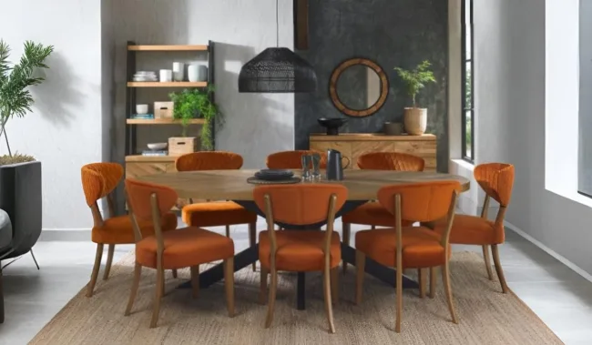 oval dining table