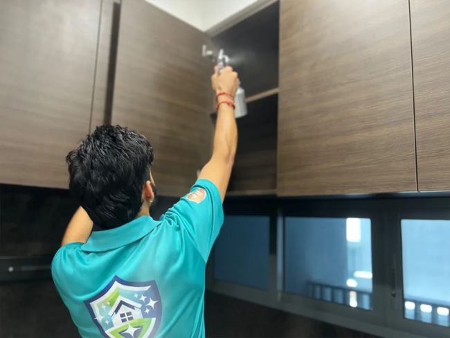 Formaldehyde removal